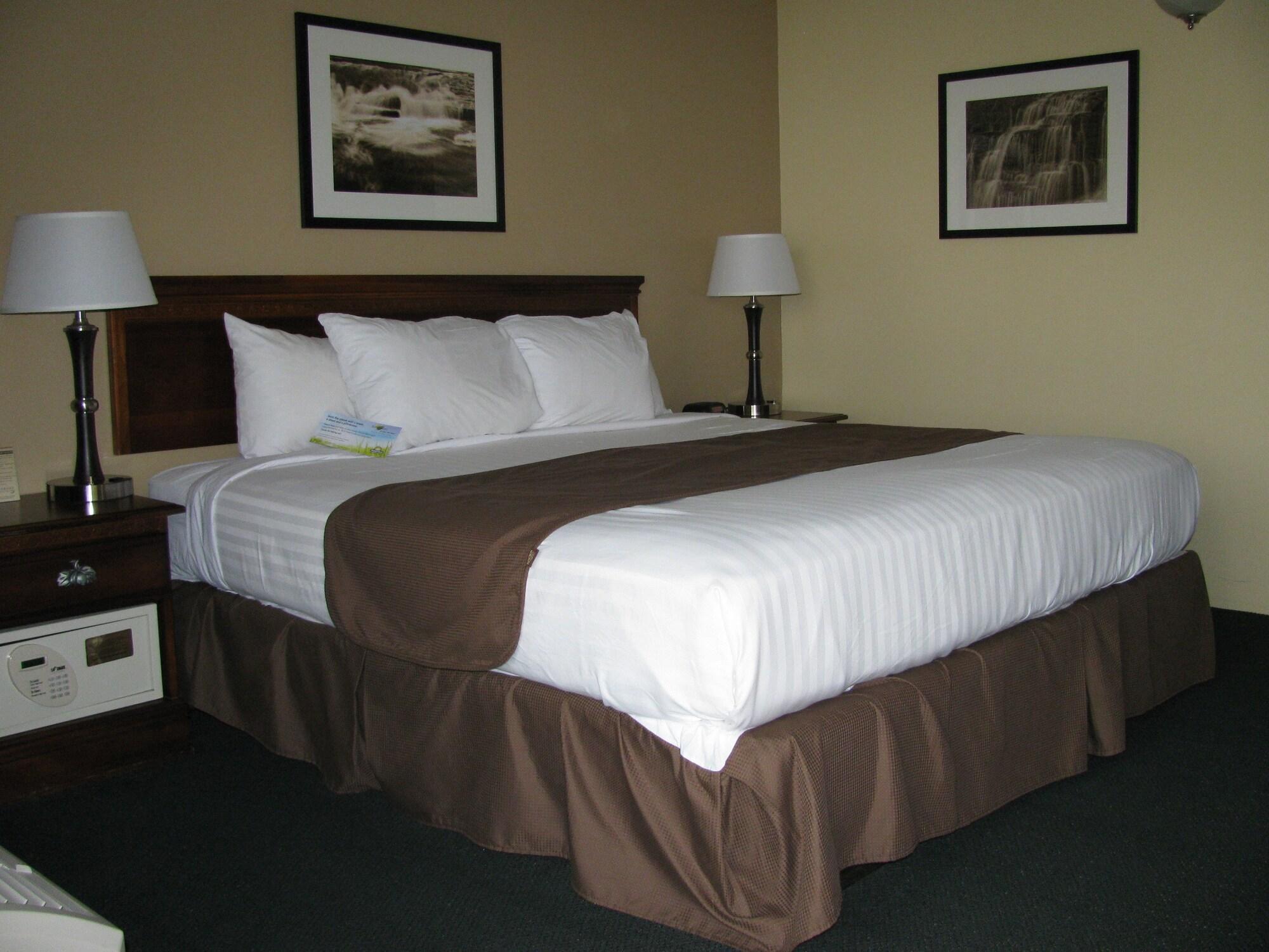 Quality Inn & Suites Vandalia Near I-70 And Hwy 51 外观 照片